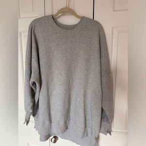 Aerie Grey Crewneck. Medium